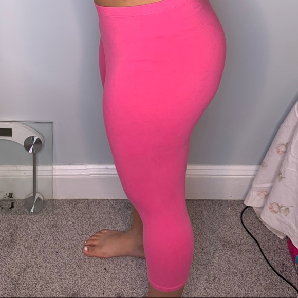 Pink Leggings ✨ - Picture 2 of 4